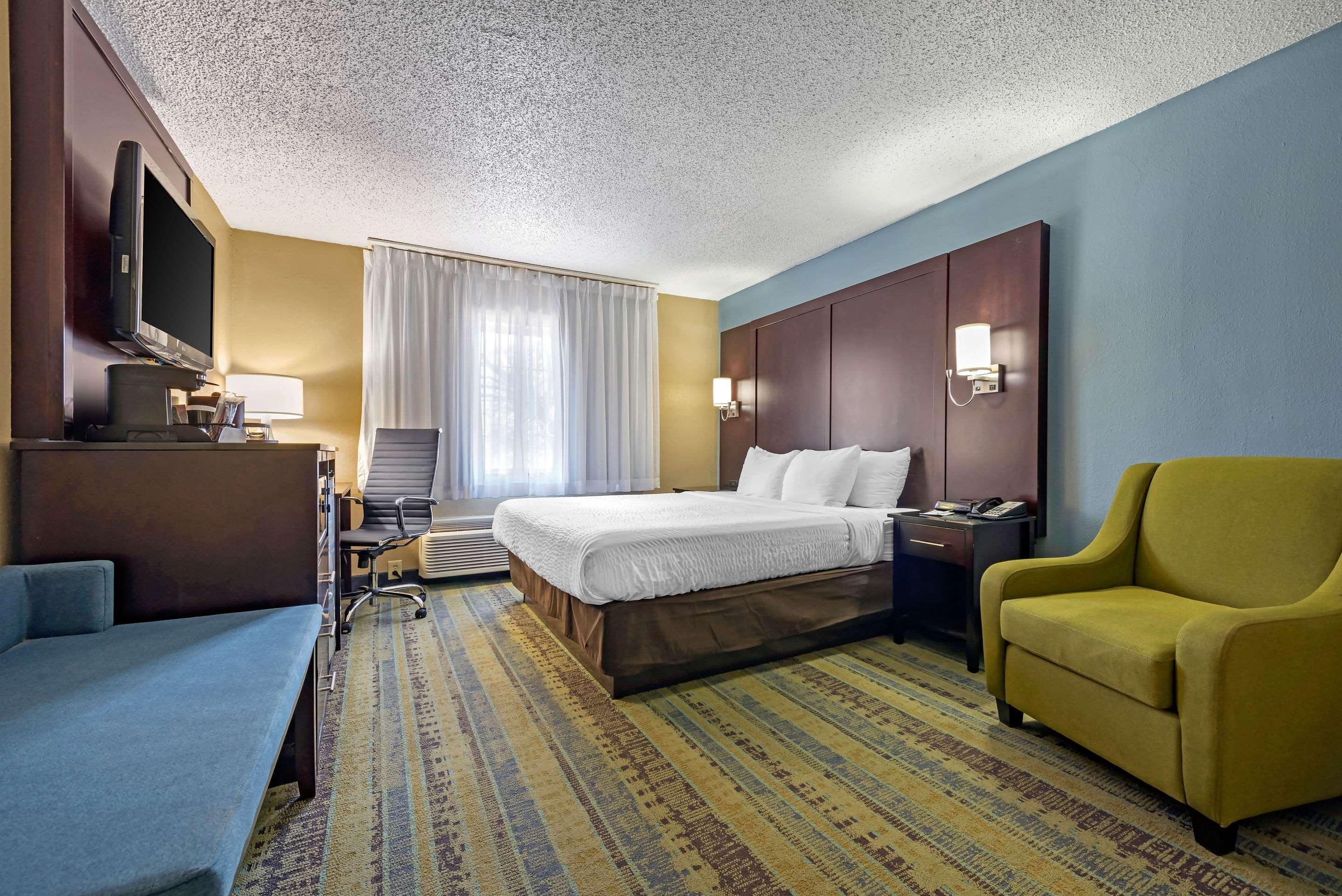 Clarion Hotel Conference Center - North Lexington Zewnętrze zdjęcie