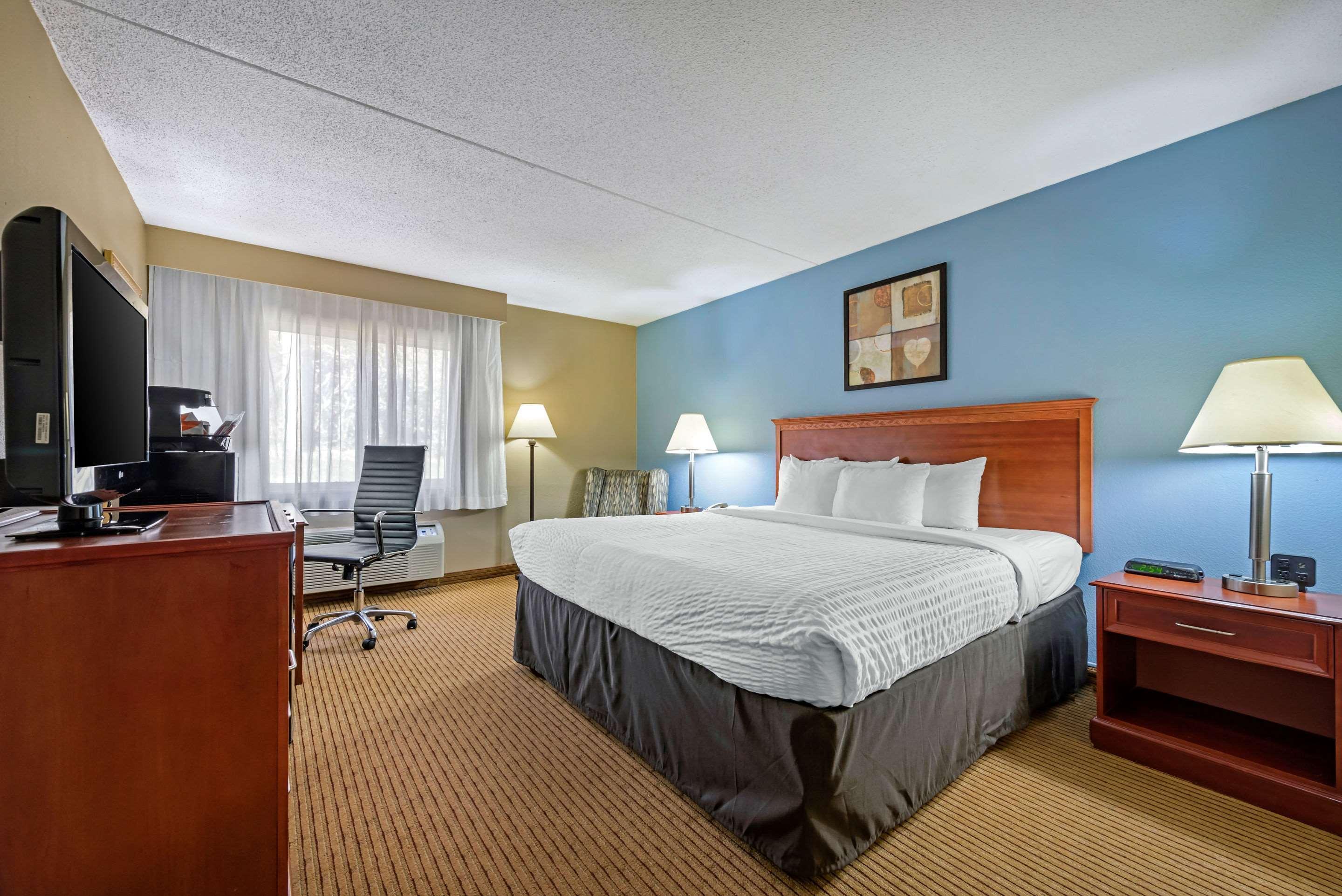 Clarion Hotel Conference Center - North Lexington Zewnętrze zdjęcie